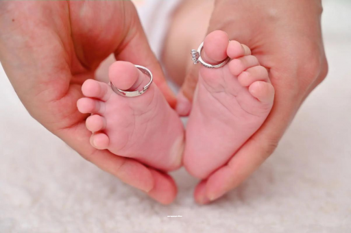 哪里可以供卵代生孩子孕妇六个月肚子多大